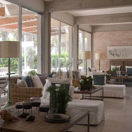 Mediterraneo Suite&residence מלון