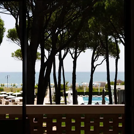 Mediterraneo Suite&residence מלון