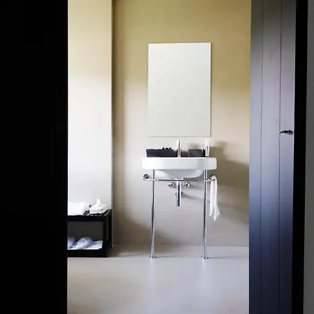 Mediterraneo Suite&residence 4*