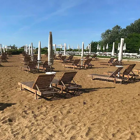 Mediterraneo Suite&residence 4*