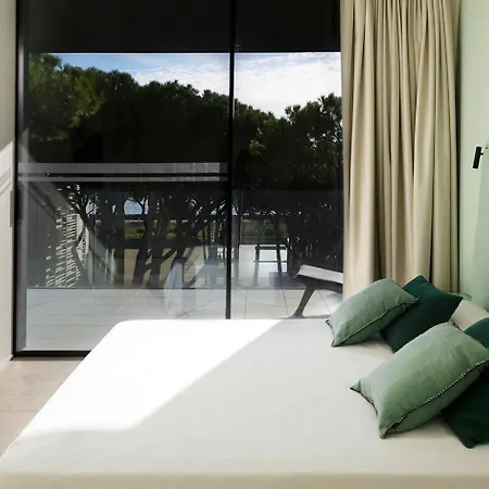 מלון Mediterraneo Suite&residence 4*