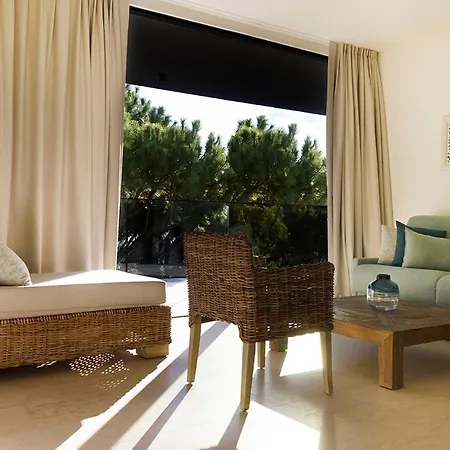 Mediterraneo Suite&residence לידו די ג'סולו