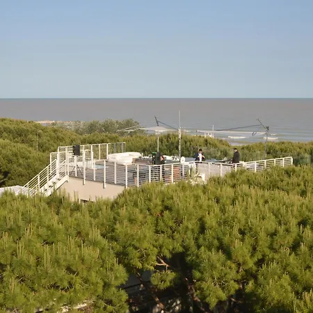 Mediterraneo Suite&residence 4*
