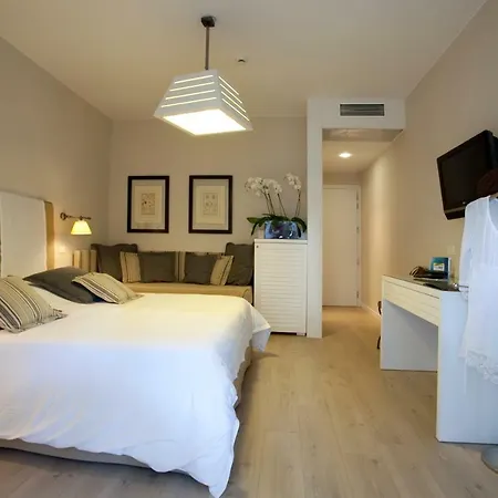 Mediterraneo Suite&residence מלון